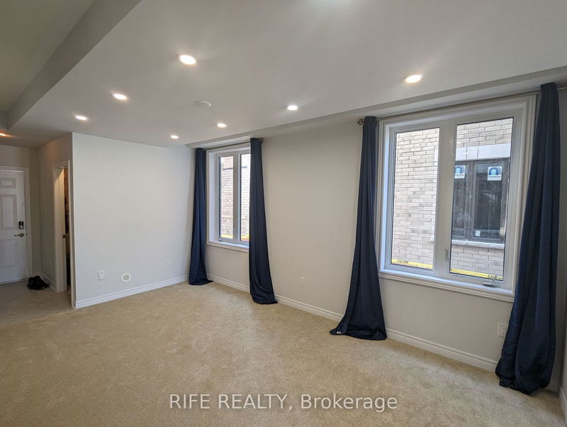 home for lease on 25 Mumbai Drive