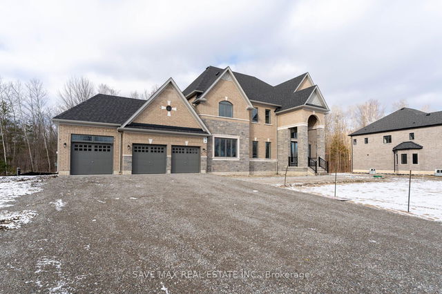 26 Birchwood Lane N