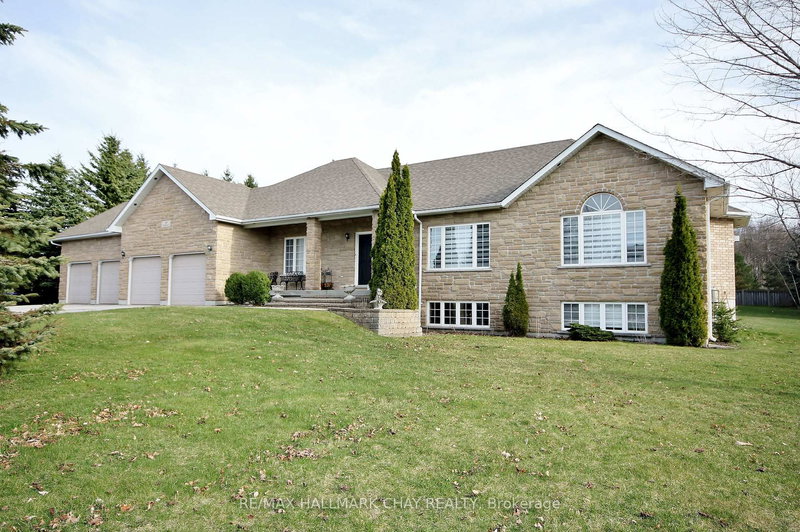 39 Vanderpost Cres, Essa, L0L 2N2 | Image 2