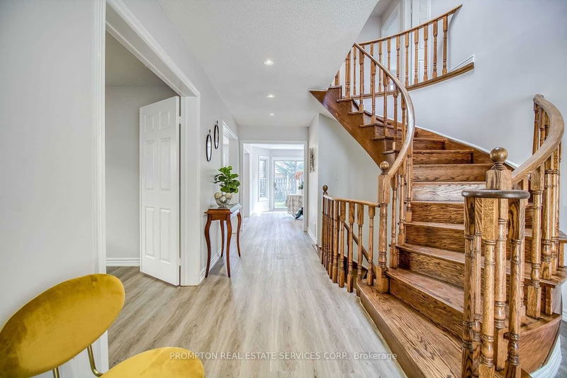 home for lease on 49 Waterhouse Way