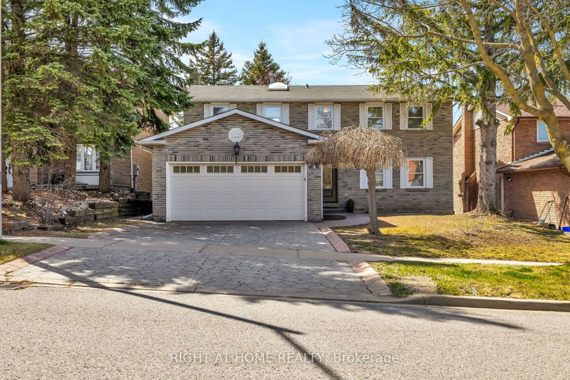 home for sale on 4 Dunvegan Drive