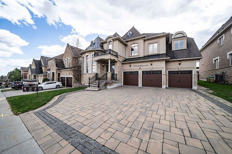 home for lease on 172 Lady Fenyrose Avenue