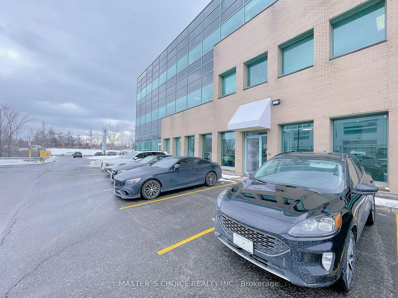 101 - 3190 Steeles Ave E, Markham, L3R 1G9 | Image 2