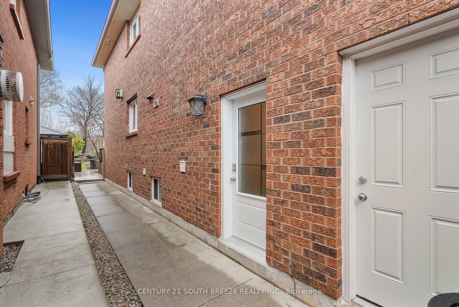 Listing Image 29