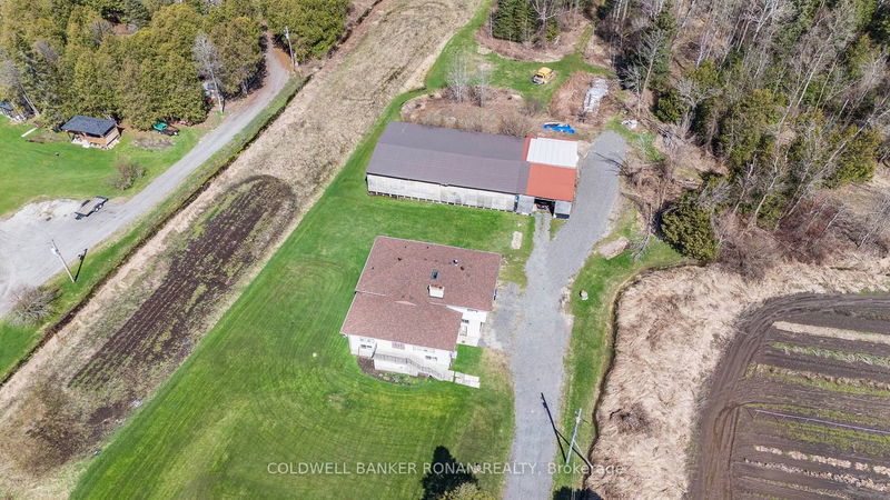 2642 2nd Line  Innisfil, L0L 1R0 | Image 35