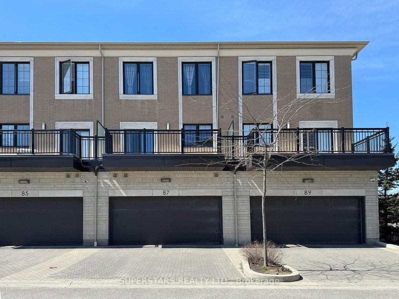 87 Village Pkwy, Markham, L3R 4Z7 | Image 2