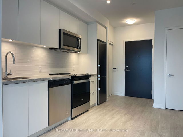 809 - 8868 Yonge Street