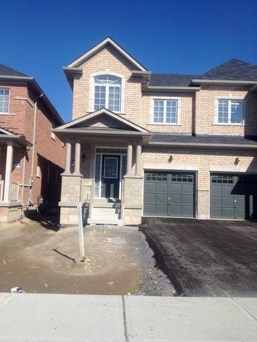 home for lease on 1221 Mccron Crescent