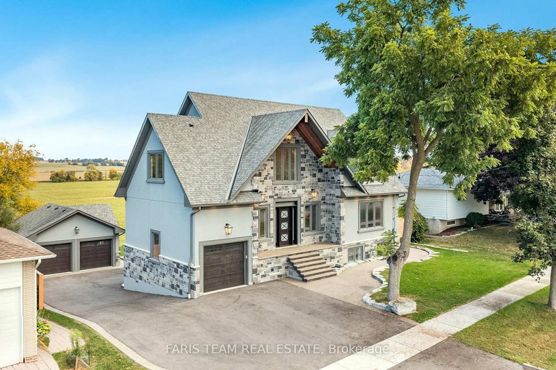 22 East John St, Innisfil, L0L 1L0 | Image 3