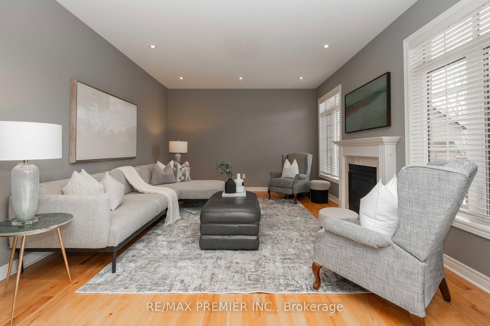 Listing Image 7