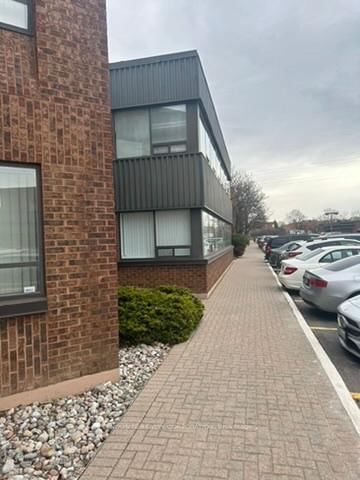 4 - 400 Esna Park Dr, Markham, L3R 1G5 | Image 2