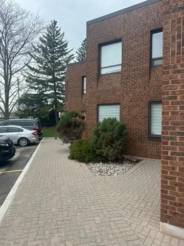 4 - 400 Esna Park Dr, Markham, L3R 1G5 | Image 3