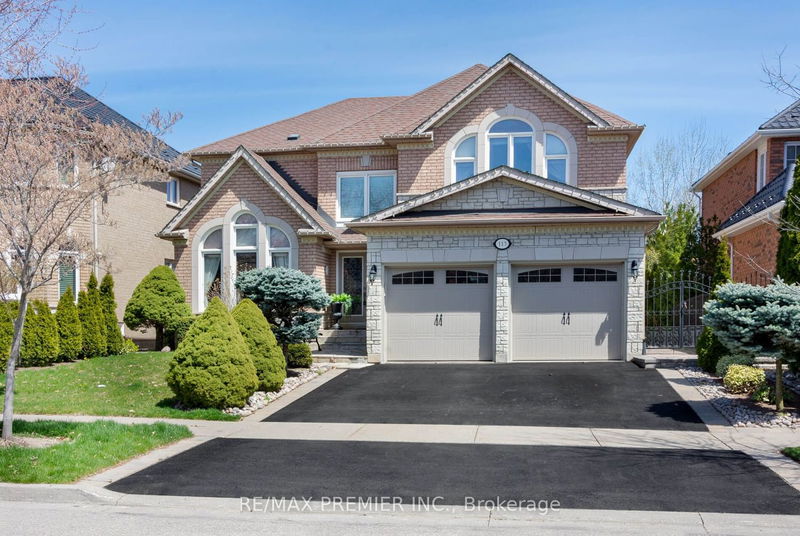 home for sale on 113 Sierra Court