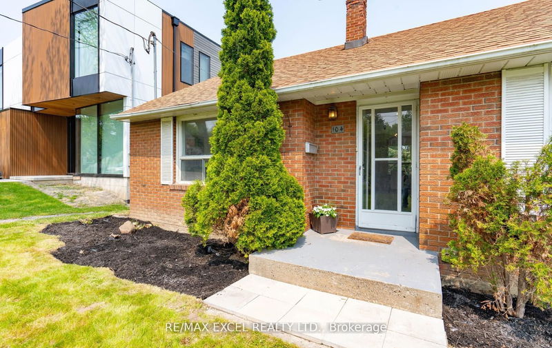 104 Highland Park Blvd  Markham, L3T 1B7 | Image 2