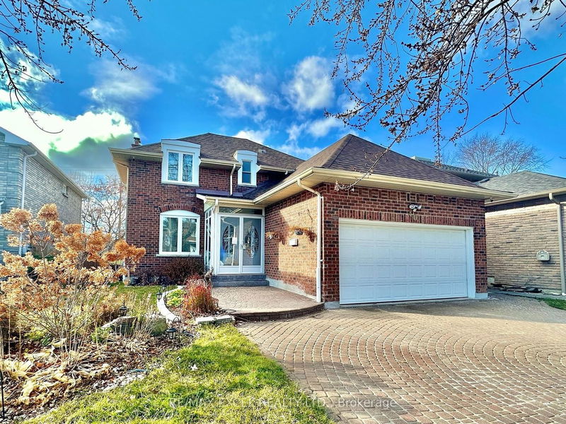 home for sale on 40 Spanhouse Crescent