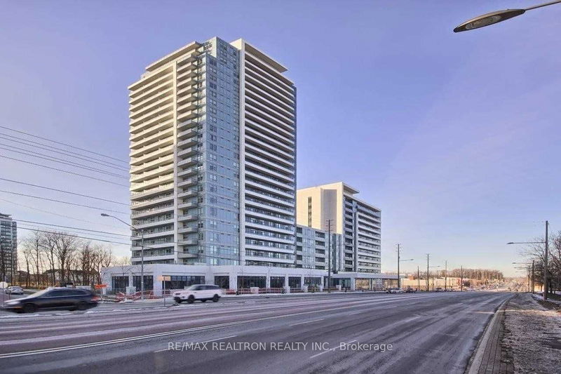 home for lease on 912-7890 Bathurst Street