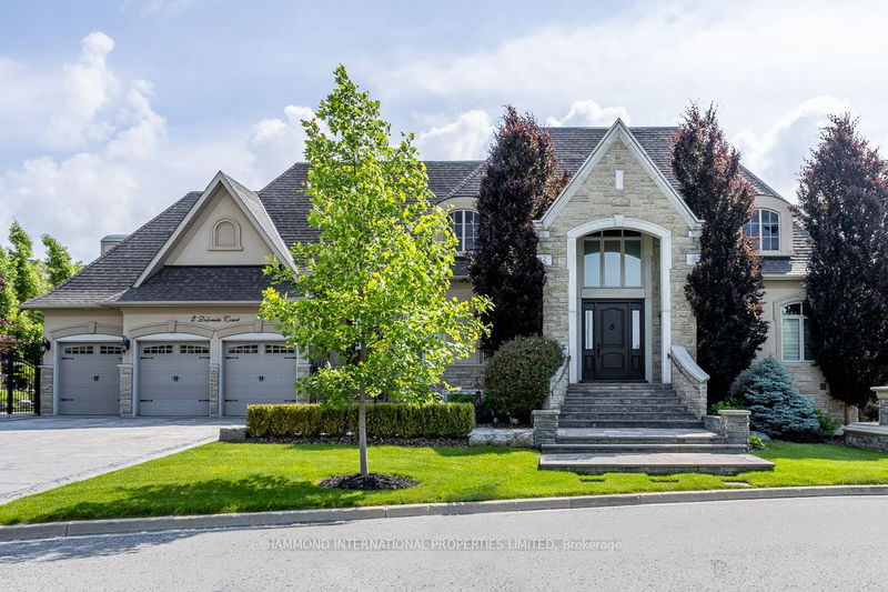 2 Dolomite Crt  Vaughan, L4H 3J6 | Image 2