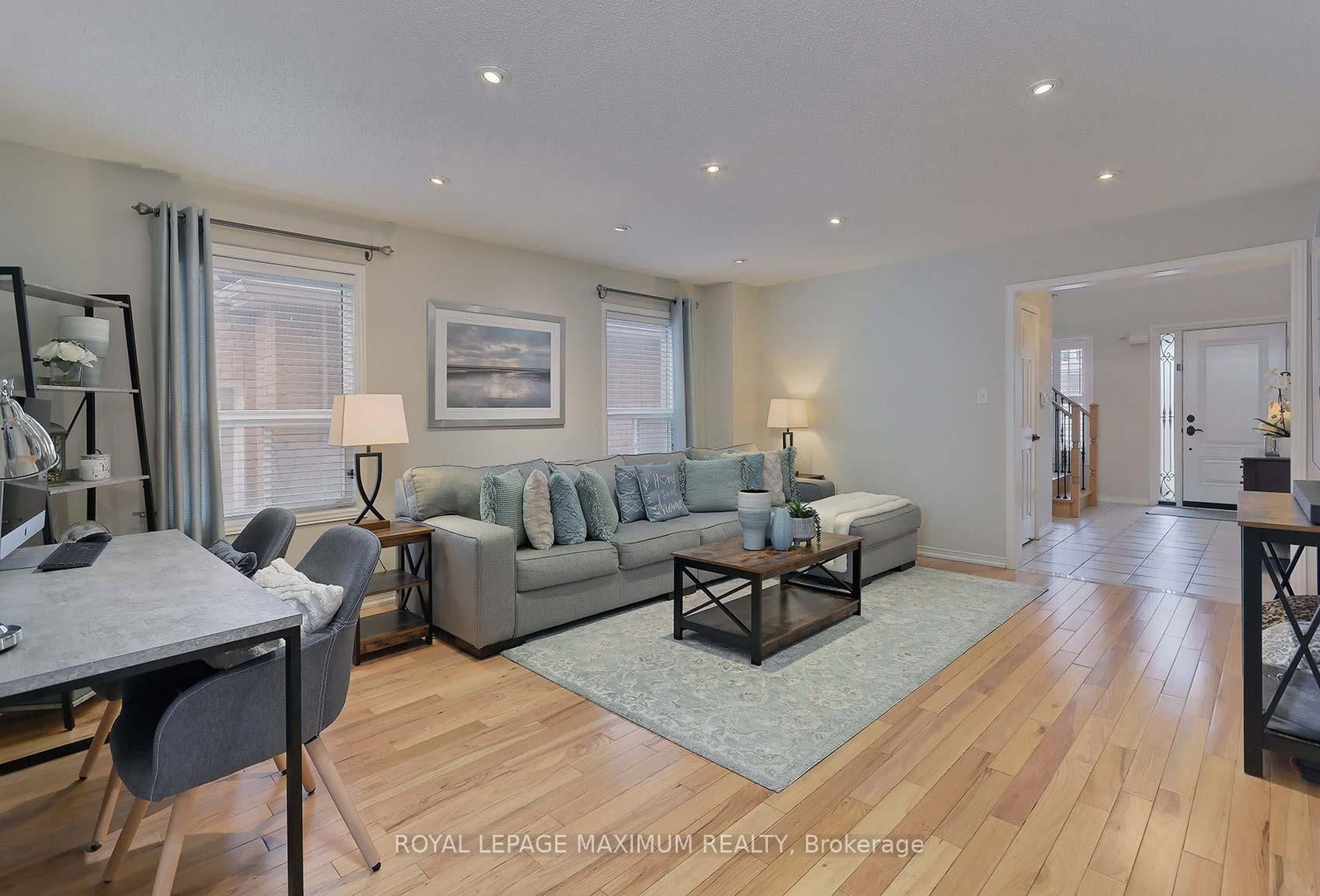 Listing Image 10