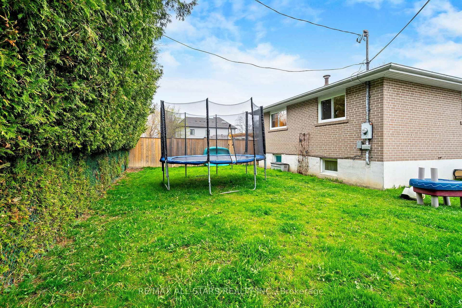 Listing Image 33