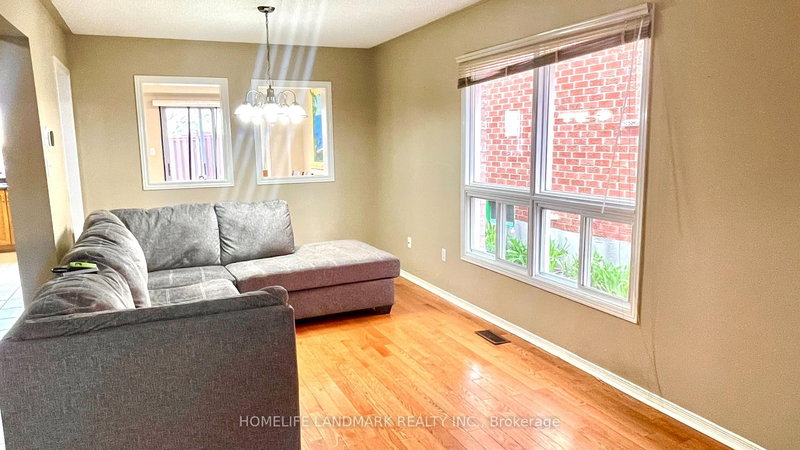 148 Trail Ridge Lane, Markham, L6C 2C5 | Image 2