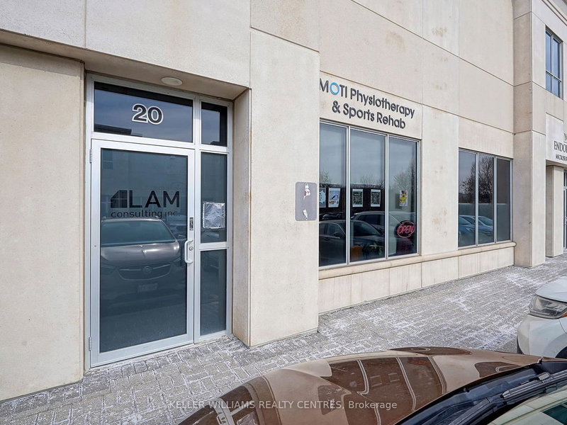 20 - 16945 LESLIE St, Newmarket, L3Y 9A2 | Image 2