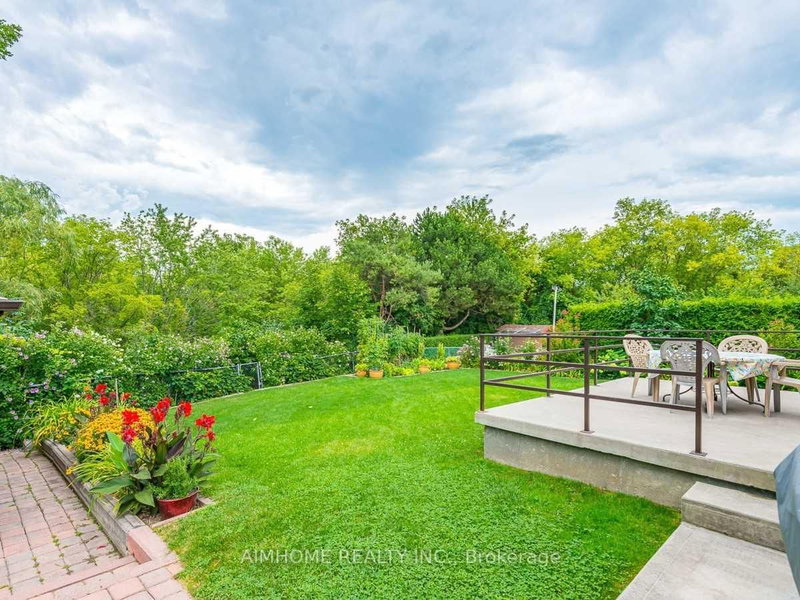 48 Cherry Hills Rd, Vaughan, L4K 1M4 | Image 3