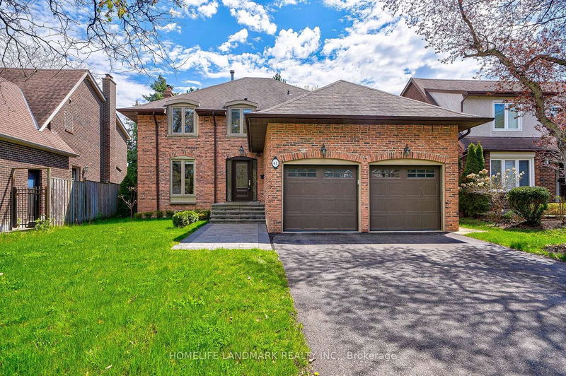 home for sale on 41 Pennock Crescent