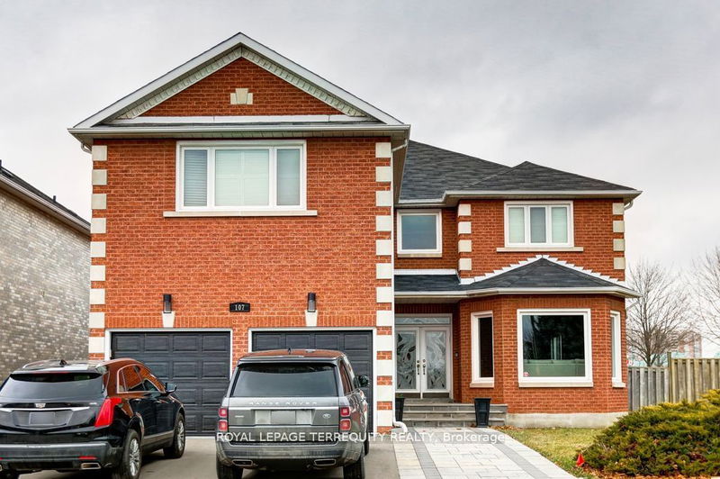 home for sale on 107 Thornbrook Court