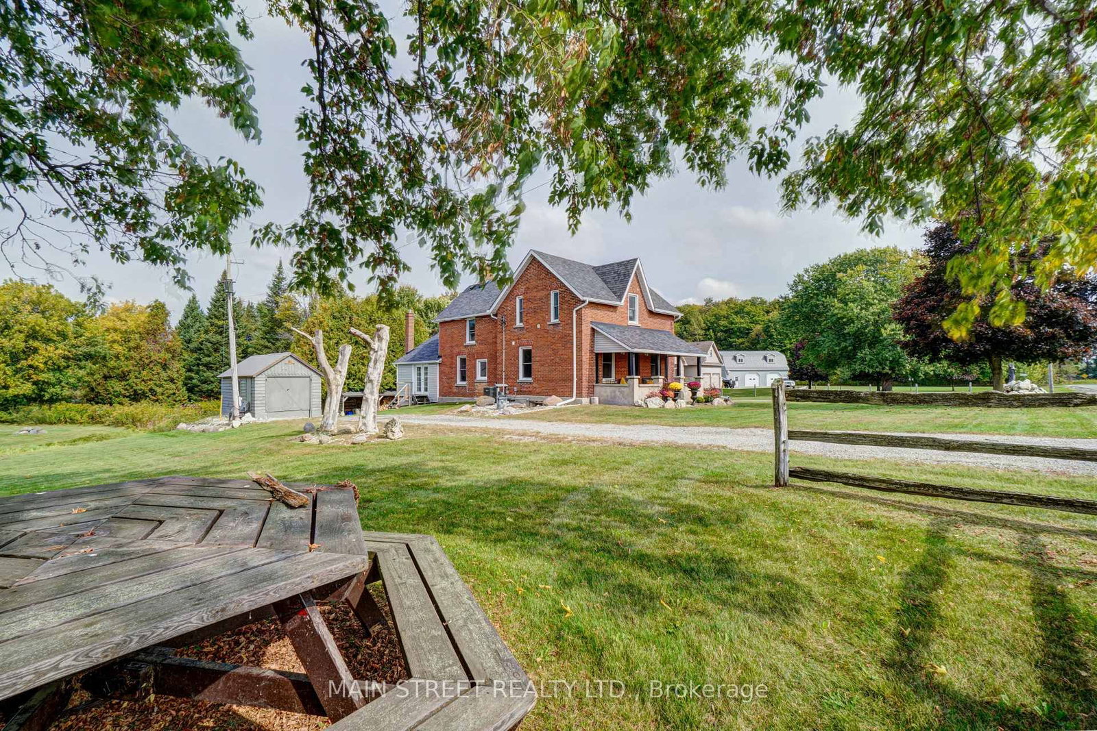 Listing Image 7