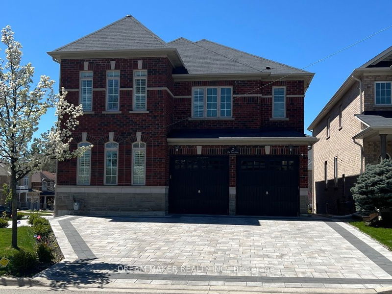 home for lease on 2 Via Avellino Road