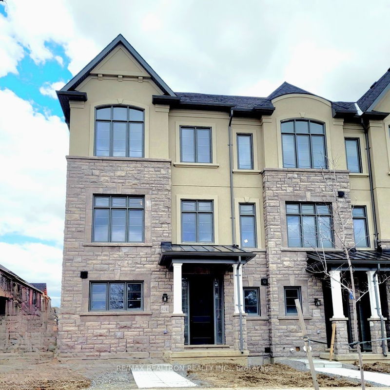 home for lease on 4241 Major Mackenzie Drive E
