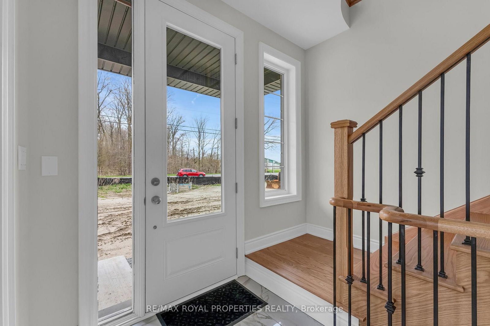 Listing Image 3