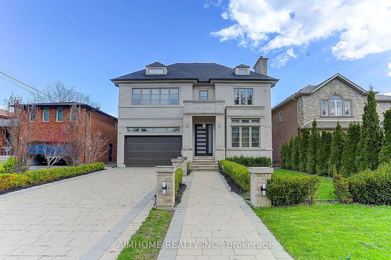 27B Scott Dr  Richmond Hill, L4C 6V5 | Image 1