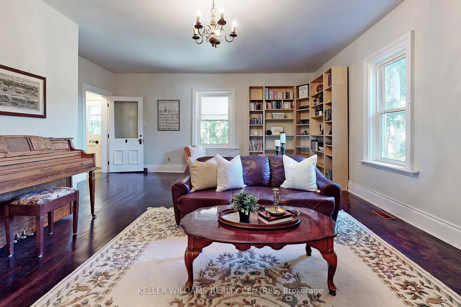 Listing Image 7