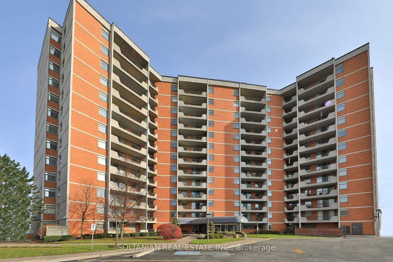 home for lease on 908-7811 Yonge Street