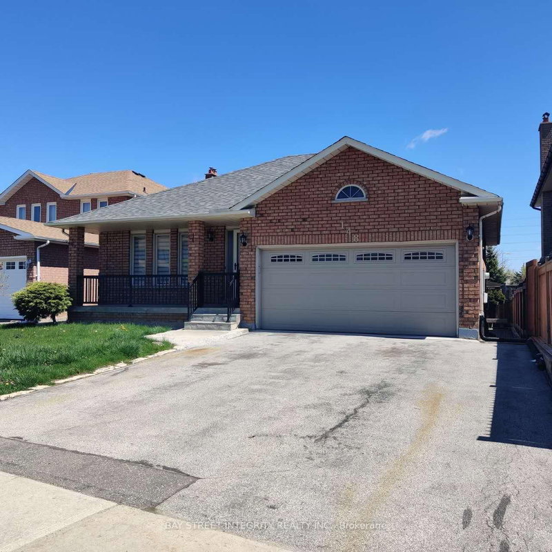 148 Castlehill Rd, Vaughan, L6A 1N7 | Image 2