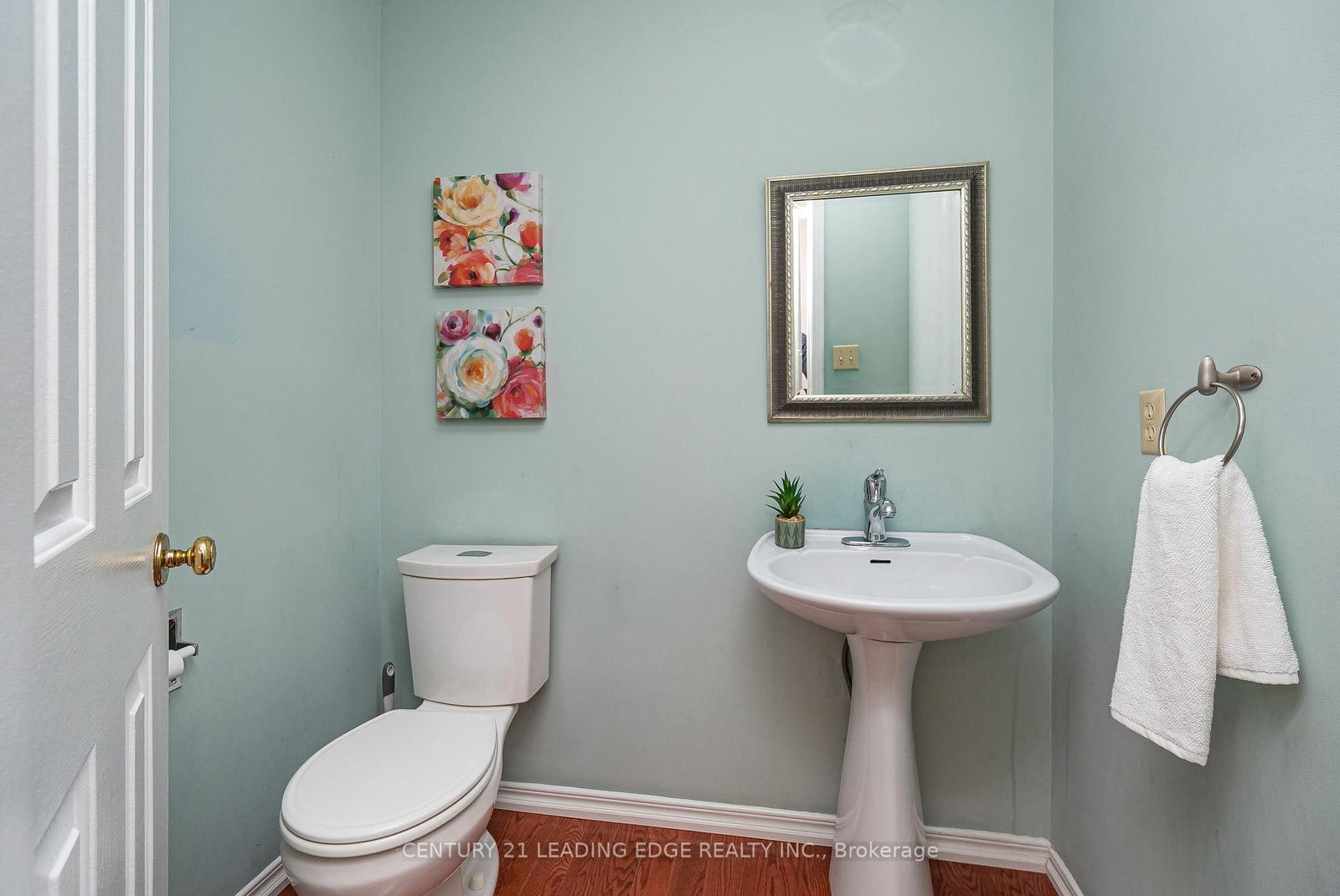 Listing Image 16