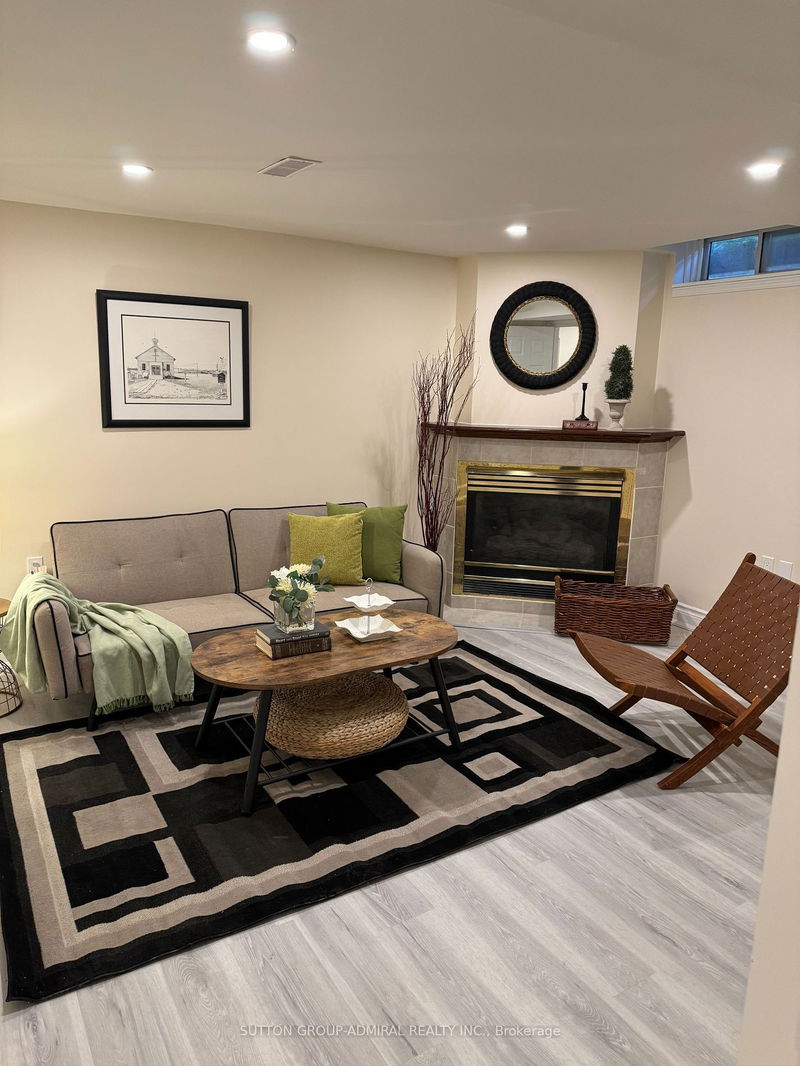 home for lease on Room 1-248 Crossland Gate
