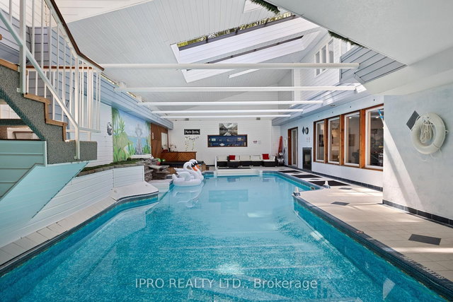 15 Algonquin Forest Drive