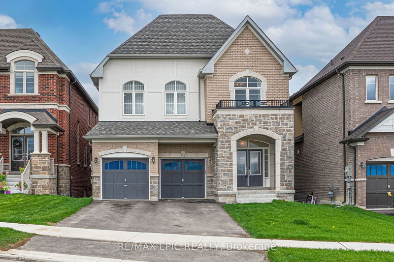 home for sale on 49 Kenneth Ross Bend