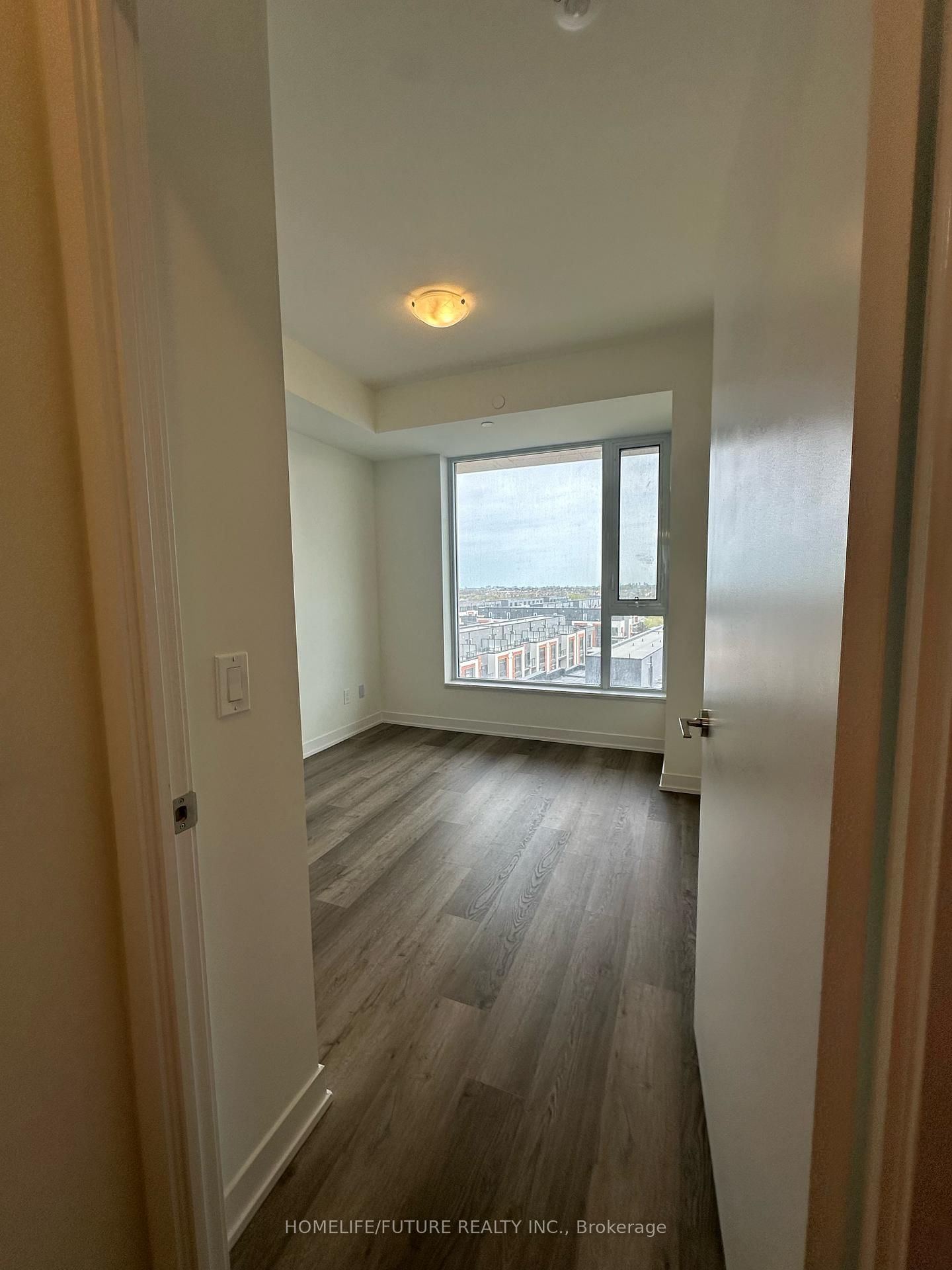 2 DAVID EYER Road, Unit 721 - Photo 3