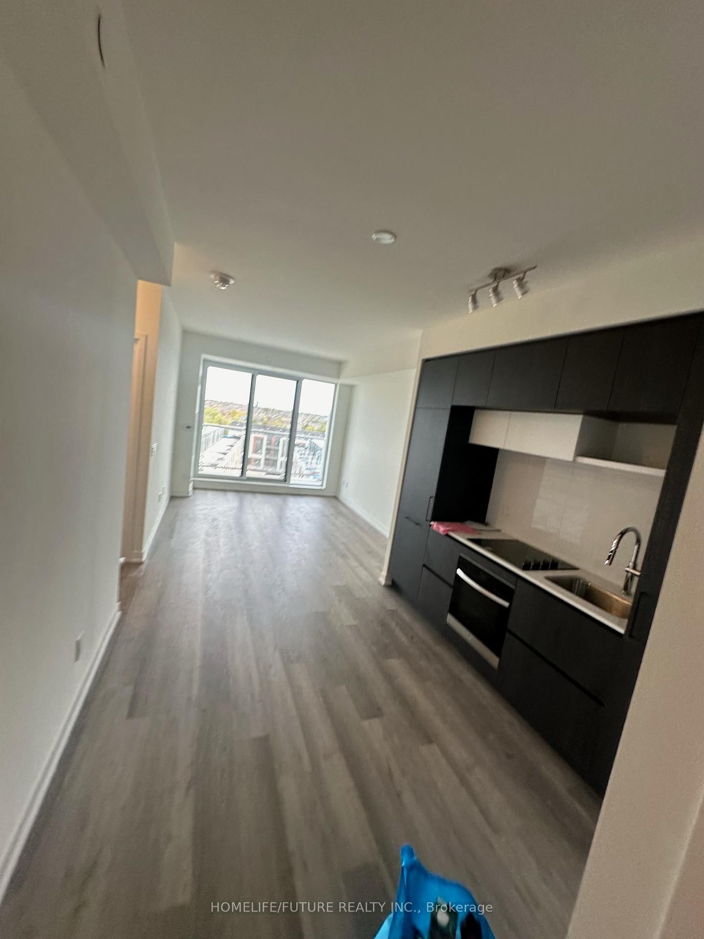 2 DAVID EYER Road, Unit 721 - Photo 4