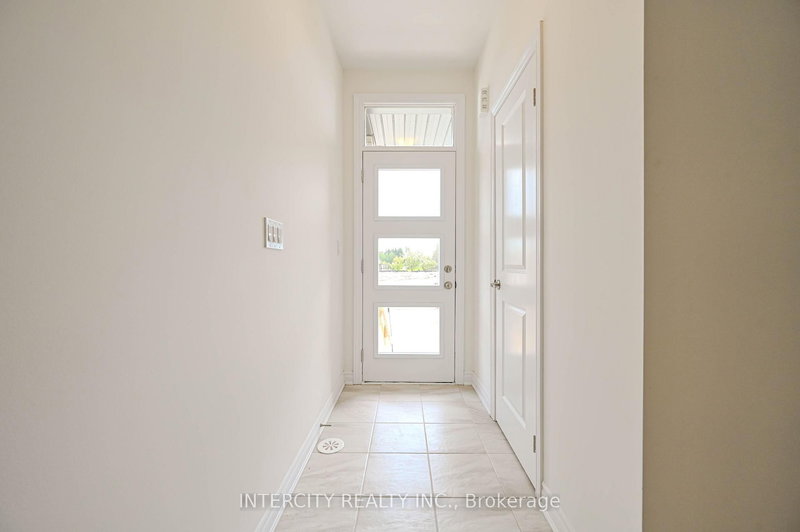 72 Wascana Rd, Vaughan, L4H 5G9 | Image 3