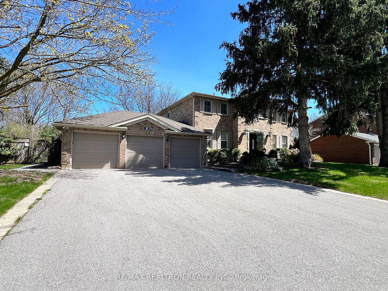 home for lease on 8 Delhi Crescent