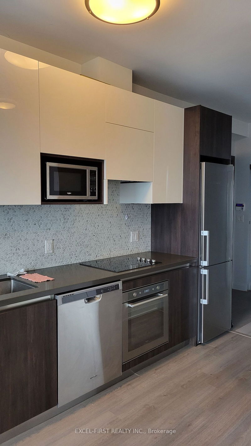 home for lease on 2601-15 Water Walk Drive