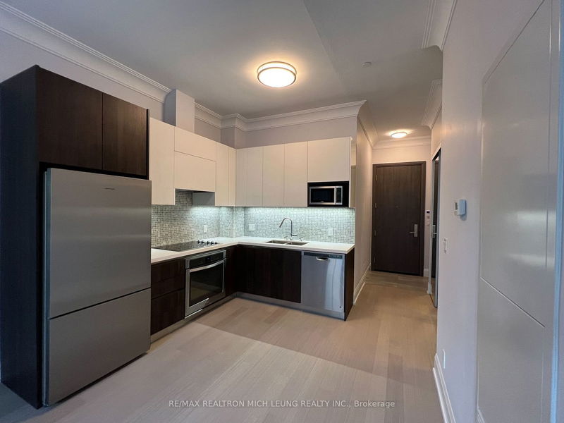 home for lease on 103-25 Water Walk Drive