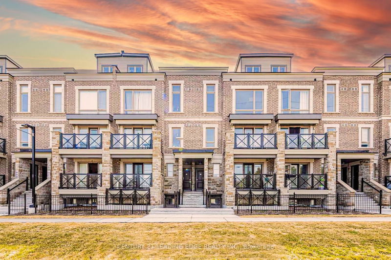 home for lease on 2909-15 Westmeath Lane
