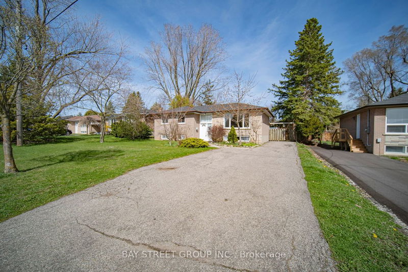 home for lease on 31 Alanadale Avenue