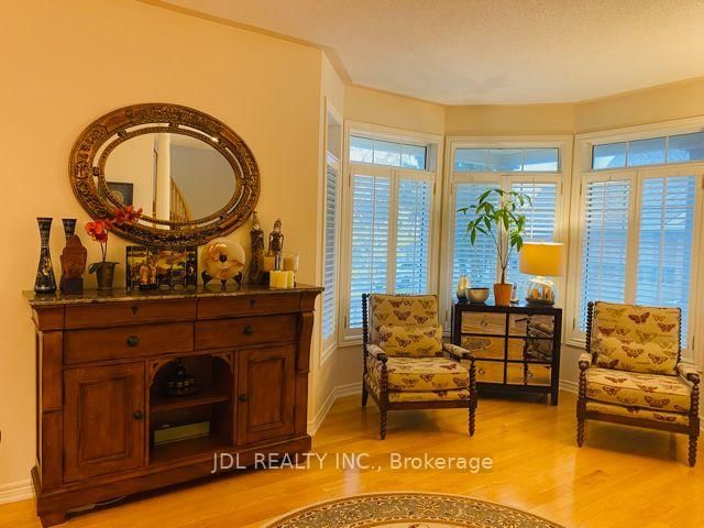 2 Catalina Cres, Richmond Hill, L4S 2G2 | Image 3