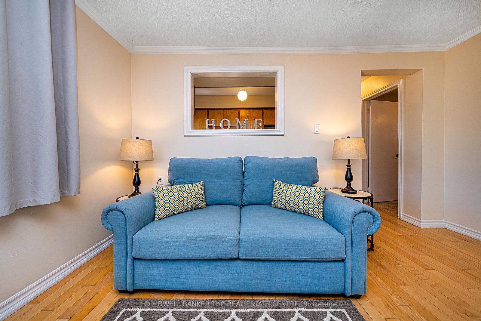 Listing Image 7